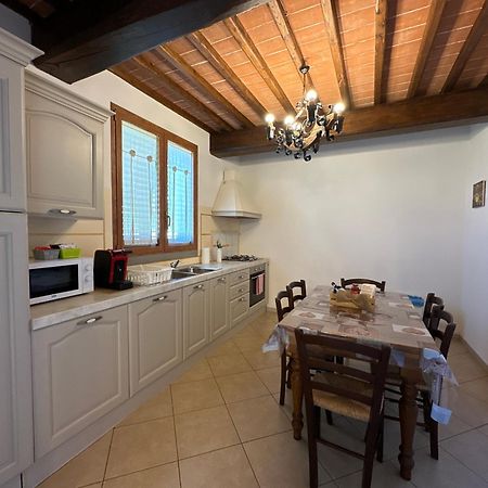 Gasthaus Colle Del Sole Lastra a Signa Exterior foto